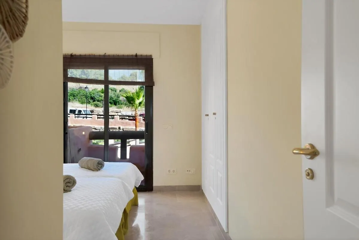Ocean View Apartment En La Duquesa Golf - Coto Real 321 Manilva